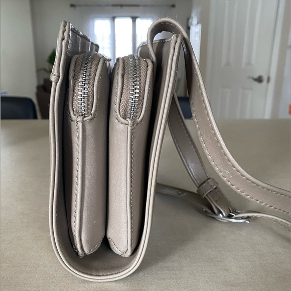 Matt & Nat Purse - Picture 3 of 4